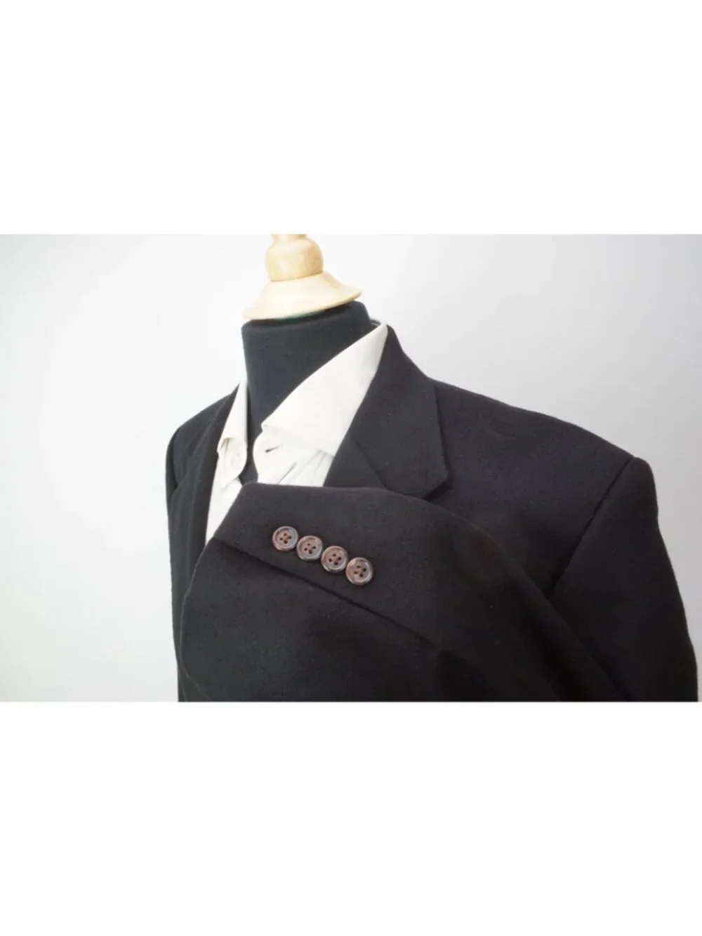 Southwick Flannel Black Cashmere Feel Sport Coat Jacket Sz 46R